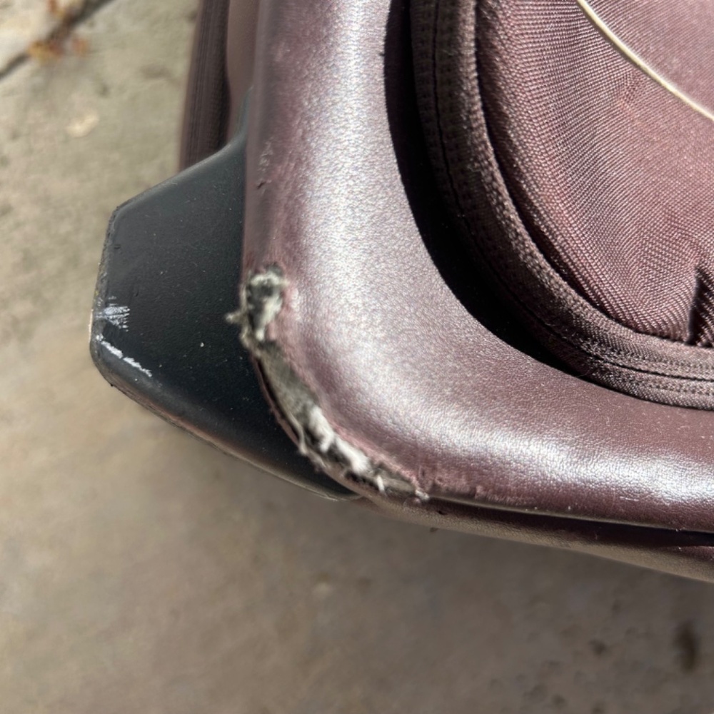 Tumi Tech backpack style small suitcase - Picture 5 of 10